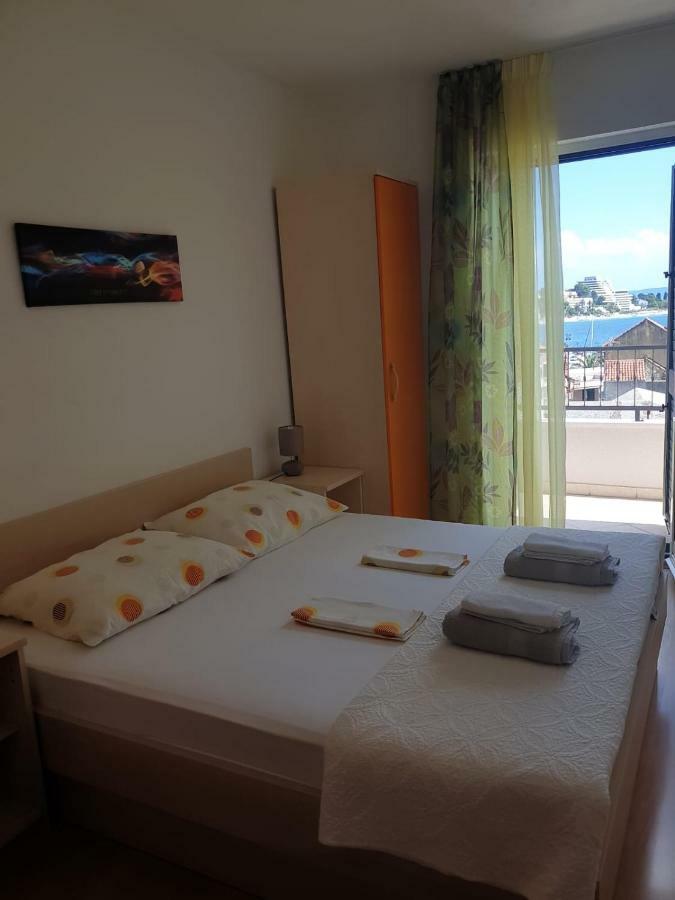 Apartments Pero Podgora Exterior photo